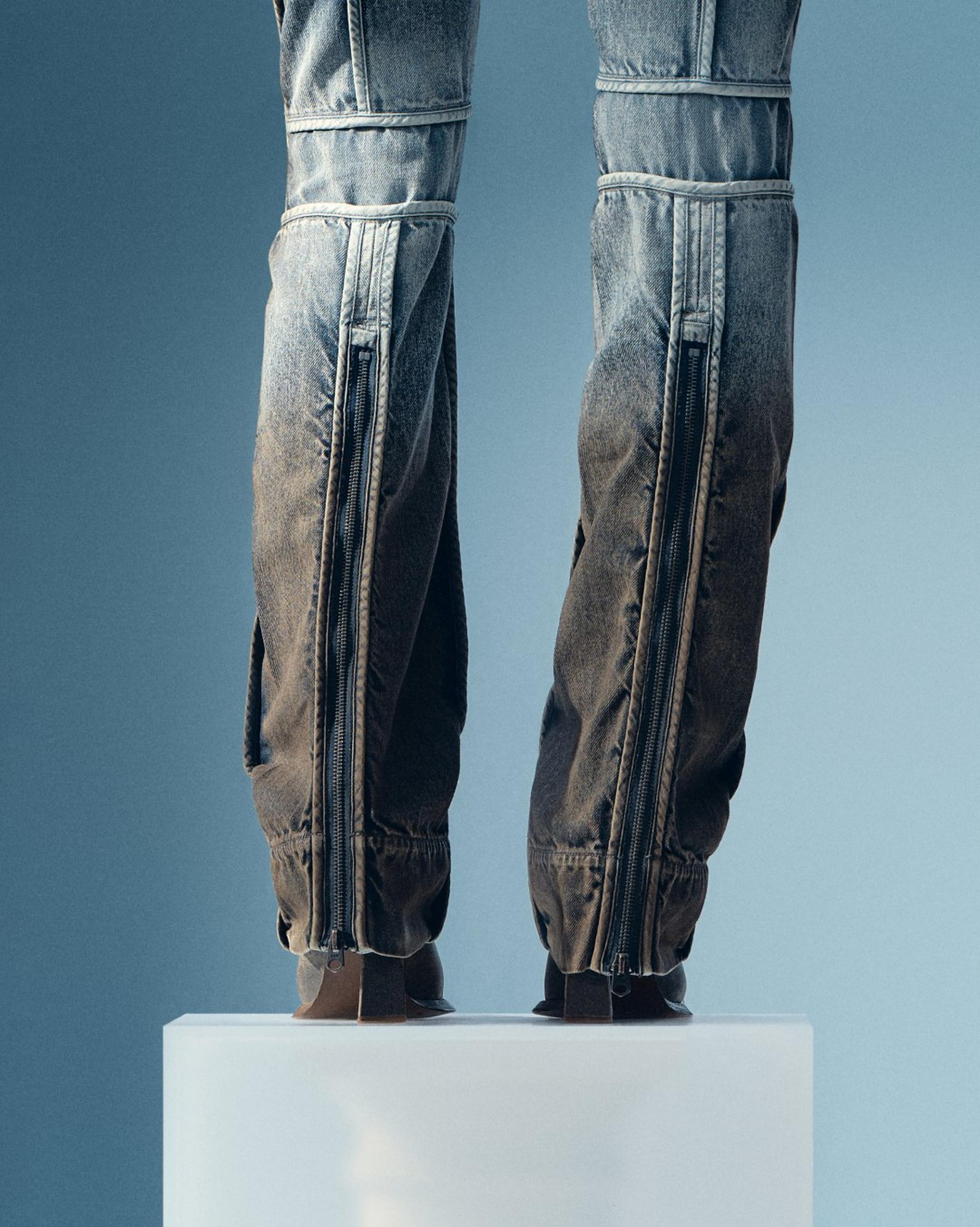 HUMBLE x HTC Gemstone Studded Black Jeans – HUMBLE REPRODUCTION